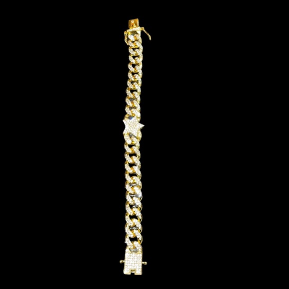 Cuban Link Gold Tone Faux Diamond Chunky Link Bracelet Women’s 8” Long - Picture 1 of 6